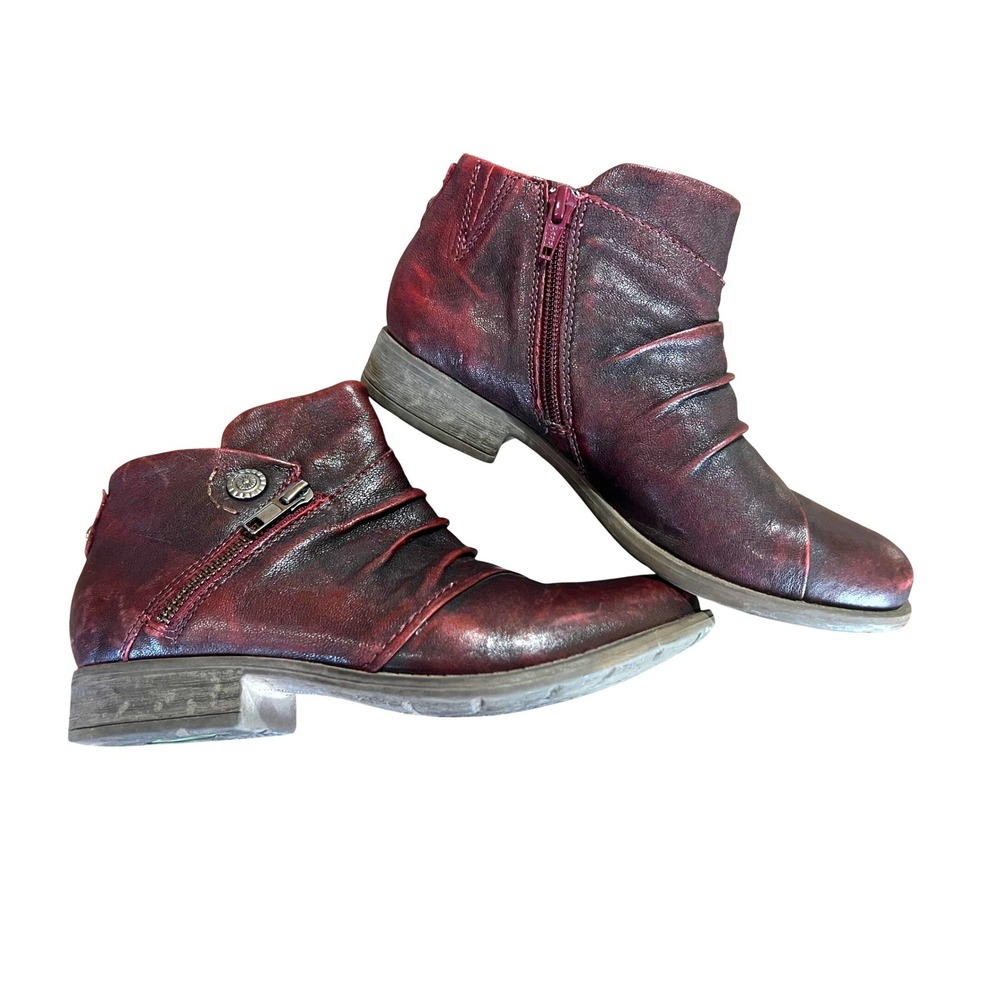Earth Ronan Garnet Leather Ruched Ankle Boots 7.5 Wine Red Boho Rustic Booties